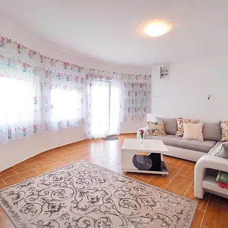 Daire Becici Duplex Lux Podgoriçe