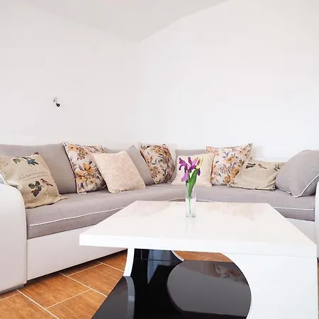 Daire Becici Duplex Lux